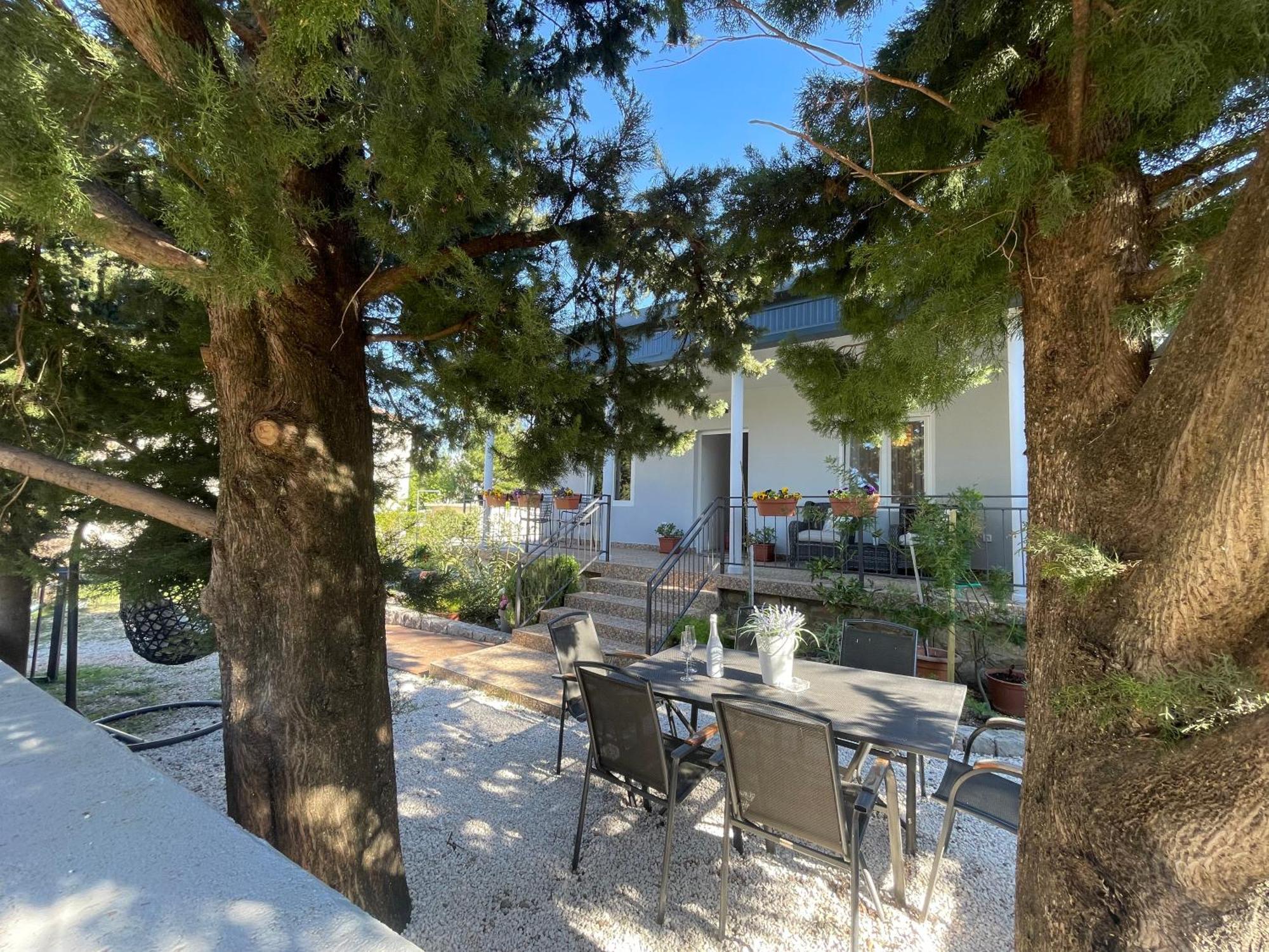 Holiday Home Lola - Large Outdoor Area Starigrad Paklenica Dış mekan fotoğraf